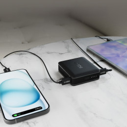 Išorinė baterija SBS TEBB10000HDPD20K 10000 mAh su maitinimo šaltiniu - juoda