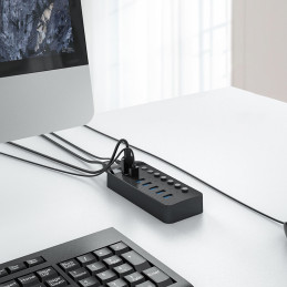 „Orico CT2U3-7AB“ 7x USB-A 3.0 šakotuvas su jungikliais – juodas