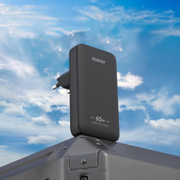 „GaN Dudao A65Q 65W“ USB-A / USB-C PD itin plonas kelioninis sieninis įkroviklis, skirtas ES / JAV – juodas