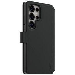 „CARE by PanzerGlass Feature Tango 2in1“ piniginės dėklas, skirtas „Samsung Galaxy S25 Ultra“ – juodas