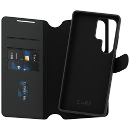 „CARE by PanzerGlass Feature Tango 2in1“ piniginės dėklas, skirtas „Samsung Galaxy S25 Ultra“ – juodas