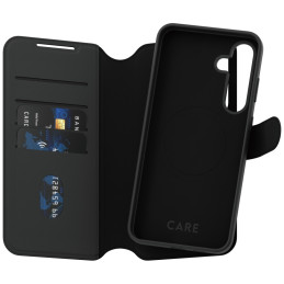 „CARE by PanzerGlass Feature Tango 2in1“ piniginės dėklas, skirtas „Samsung Galaxy S25+“ – juodas