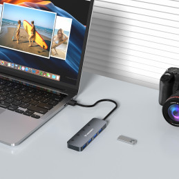 „Wozinsky WHS080YSS“ 4 x USB-A 3.0 šakotuvas su atskirais jungikliais, aliuminis, su 15 cm laidu - pilkas
