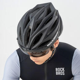 „Rockbros“ dviračio šalmas su skydeliu, nuimami UV apsauginiai akiniai, unisex – žalias