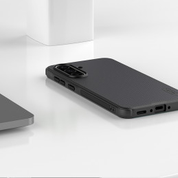 „Nillkin Super Frosted Shield Pro“ dėklas, skirtas „Samsung Galaxy A36 5G“ - juodas