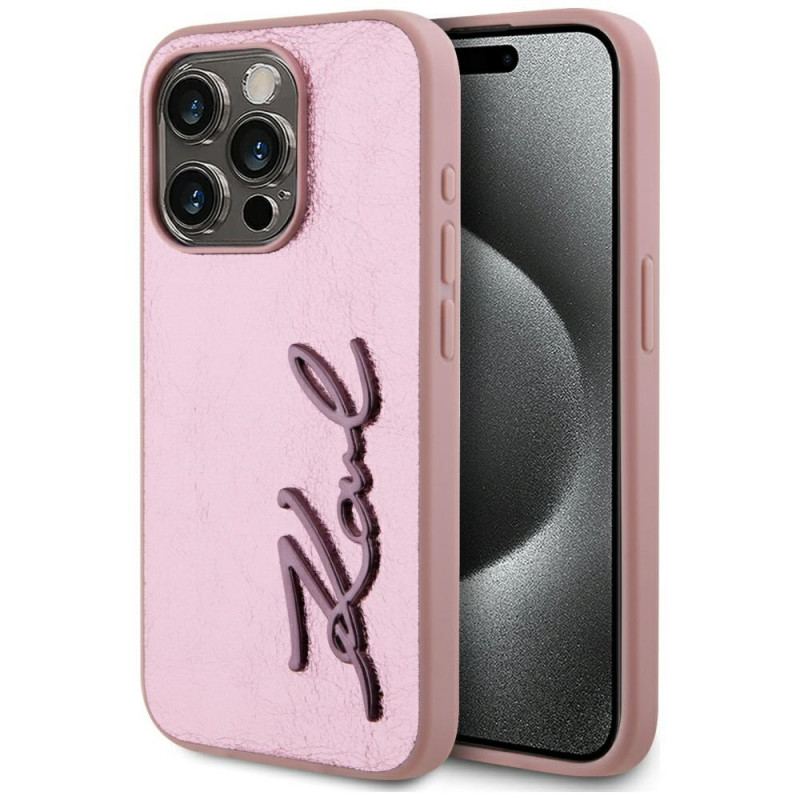 Karl Lagerfeld raukšlėtas metalinis „Signature“ dėklas, skirtas „iPhone 15 Pro“ – rožinis