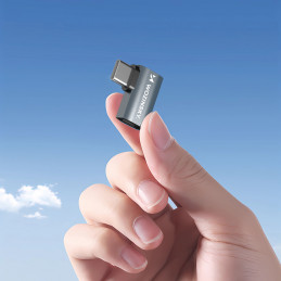 „Wozinsky WPKB-01 USB-C“ – USB-C 40Gb/ s 240W 8K OTG adapteris su kampiniu pakreipimu – pilkas