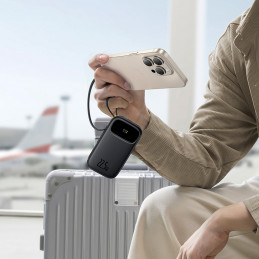 „Baseus EnerFill FC31“ 10000mAh 22,5W išorinė baterija su skaitmeniniu ekranu ir 2 integruotais laidais (USB-C + „Lightn...