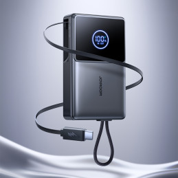 „Joyroom JR-PR1“ 10000mAh 22,5W išorinė baterija su integruotu ištraukiamu USB-C laidu – juoda