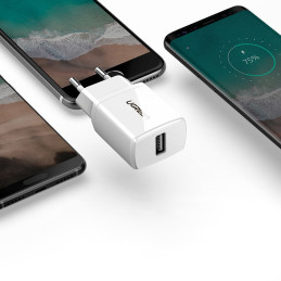 Ugreen USB įkroviklis 2.1A juodas (50459)