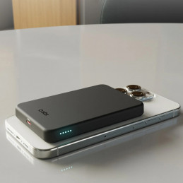 SBS Mag Power Qi2 5000 mAh išorinė baterija, suderinama su „MagSafe“ – juoda