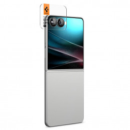 „Spigen Optik Pro HD Glas.TR EZ Fit“ 2 kameros apsauginių stikliukų rinkinys, skirtas „Samsung Galaxy Z Flip 7“ – juodas