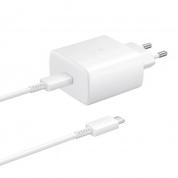 „Samsung EP-TA845EWE“ 45 W sieninis įkroviklis su USB-C laidu „Samsung EP-DW767JWE“ 45 W 1,8 m (OOB urmu - pakaitinė pak...
