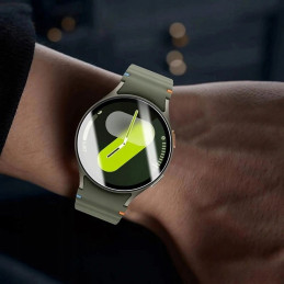 „Tech-Protect Glass Fit+“ 2 grūdinto stiklo pakuotė, skirta „Samsung Galaxy Watch 8“ (44 mm) – skaidri