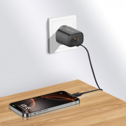 „Tech-Protect NCA20 PD 20W / QC3.0 USB-A / USB-C“ sieninis įkroviklis – juodas