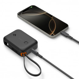 „Spigen Essential EA3010BT“ 10000 mAh 30W išorinė baterija – juoda