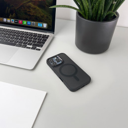 Suderinamas su „MagSafe“ madingas dėklas, skirtas „Samsung Galaxy A17“ – matinės juodos spalvos
