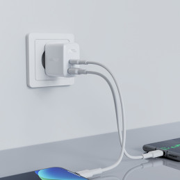 Acefast sieninis įkroviklis C tipo USB / USB 32W, PPS, PD, QC 3.0, AFC, FCP baltas (A5 baltas)