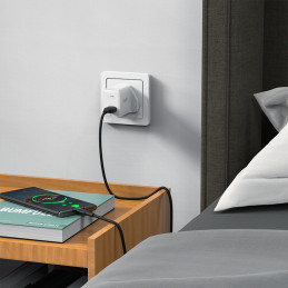 Acefast GaN sieninis įkroviklis (JK kištukas) USB Type C 30W, Power Delivery, PPS, Q3 3.0, AFC, FCP balta (A24 UK white)