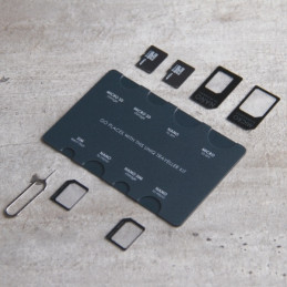 UNIQ Sim Adapter Traveler Kit 7in1 SIM kortelių laikiklis