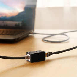 Ugreen tinklo jungtis Ethernet RJ45 tinklo kabelio jungtis, 10 Gbps juoda (NW114 20390)