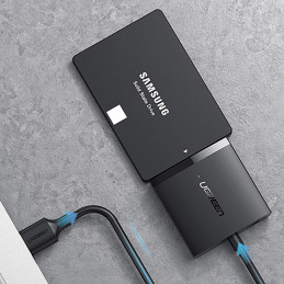 Ugreen USB3.0 adapteris, skirtas 2,5 colio / 3,5 colio juodam SATA diskui (CM257)