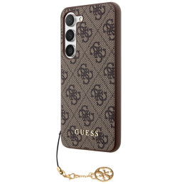 Guess 4G Charms Collection dėklas, skirtas Samsung Galaxy S23 - rudas
