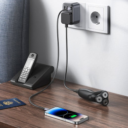 30 W maitinimo įkroviklis (2xUSB/ USB C/ AC) / adapteris JK - EU 13A Ugreen CD314 - juodas