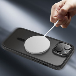 ESR Classic Hybrid Halolock dėklas su MagSafe iPhone 15 - matinė juoda