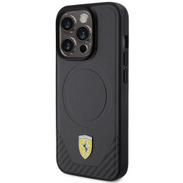 Ferrari Carbon Metal Logo MagSafe dėklas iPhone 15 Pro - juodas