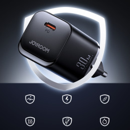 Joyroom JR-TCF07EU Speed Series 30W USB-C PD/ QC/ AFC/ FCP sieninis įkroviklis - juodas