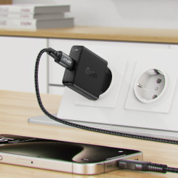 Acefast A65 PD 20W GaN USB-C itin plonas sieninis įkroviklis – juodas