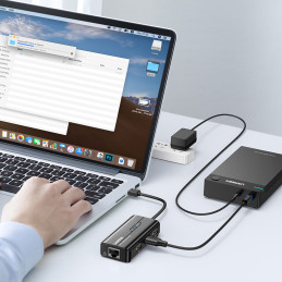 Ugreen 20264 RJ45 / USB-A 10/ 100Mbps HUB tinklo adapteris 3x USB-A 2.0 – juodas