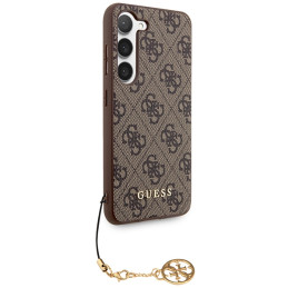 Guess 4G Charms Collection dėklas, skirtas Samsung Galaxy S24 - rudas
