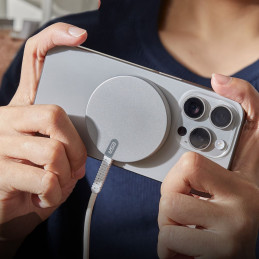 ESR Halolock Qi2 Mini belaidis įkroviklis 15W su MagSafe – sidabrinis