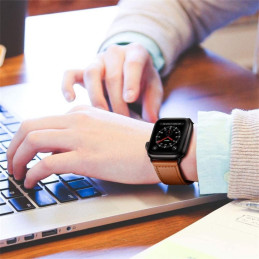 Tech-Protect LeatherFit dirželis, skirtas Apple Watch 4/ 5/ 6/ 7/ 8/ 9/ SE/ Ultra 1/ 2 (42/ 44/ 45/ 49 mm) – ruda