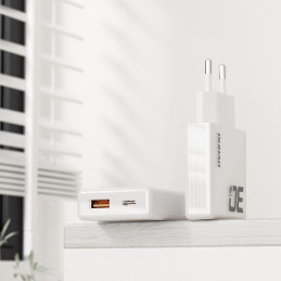 Dudao A30EUT 30W GaN sieninis įkroviklis USB-A / USB-C + USB-C - USB-C laidas - baltas