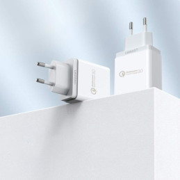 Ugreen CD122 greitas tinklo įkroviklis Quick Charge 3.0 18W 3A USB baltas (10133)