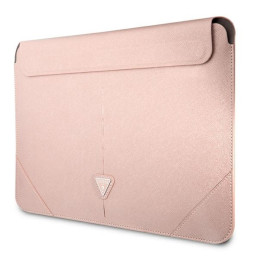 Guess Saffiano Triangle Logo dėklas 16" nešiojamam kompiuteriui – rožinis