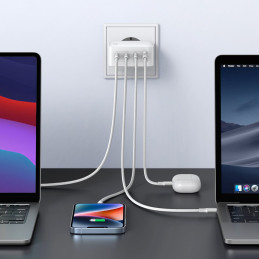 GaN greitas įkroviklis 3xUSB C / USB 100W PPS Ugreen CD226 - baltas