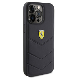 Ferrari Quilted Metal Logo dėklas, skirtas iPhone 15 Pro Max - juodas