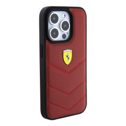Ferrari Leather Stitched Lines dėklas, skirtas iPhone 15 Pro - raudonas