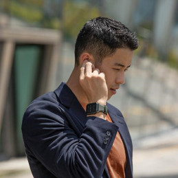 „Uniq Linus Airosoft“ silikoninis dirželis „Apple Watch 42 / 44 / 45 mm“ – juodas