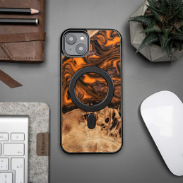 Unikalus „Bewood MagSafe“ oranžinės spalvos medžio ir dervos dėklas, skirtas „iPhone 15 Plus“ – oranžinis ir juodas