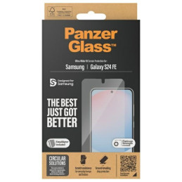 „PanzerGlass“ itin plataus ekrano apsauginis grūdintas stiklas, skirtas „Samsung Galaxy S23 FE“ – skaidrus